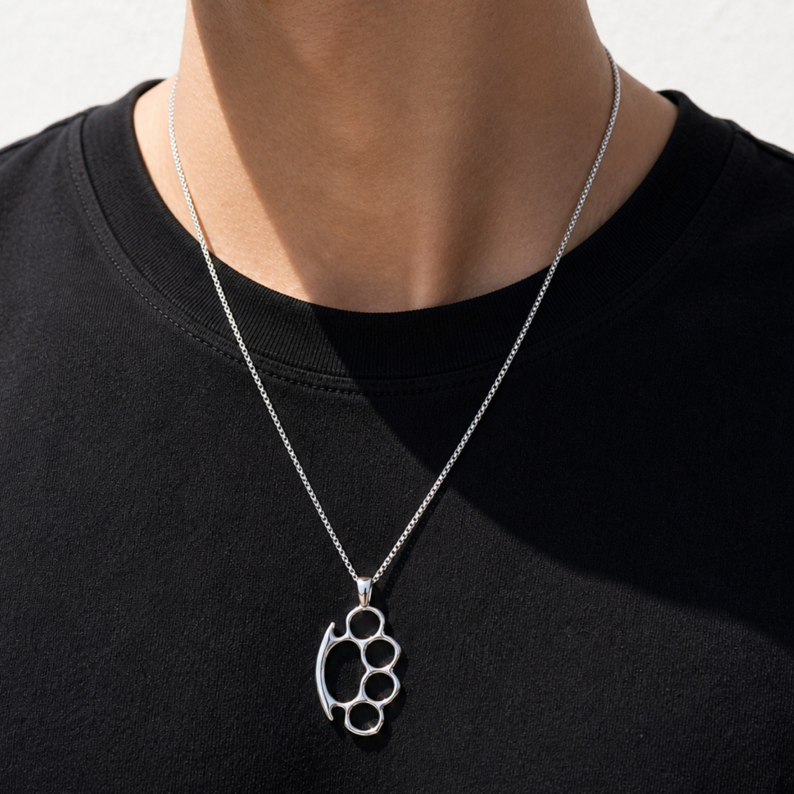Knuckle Duster Pendant Brass Knuckles Venetian Chain Necklace Jewellery & Boxed
