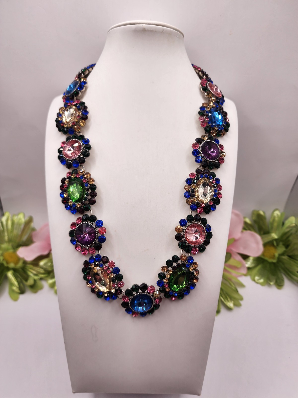 Eye Candy Los Angeles Juliet necklace. FLAWLESS