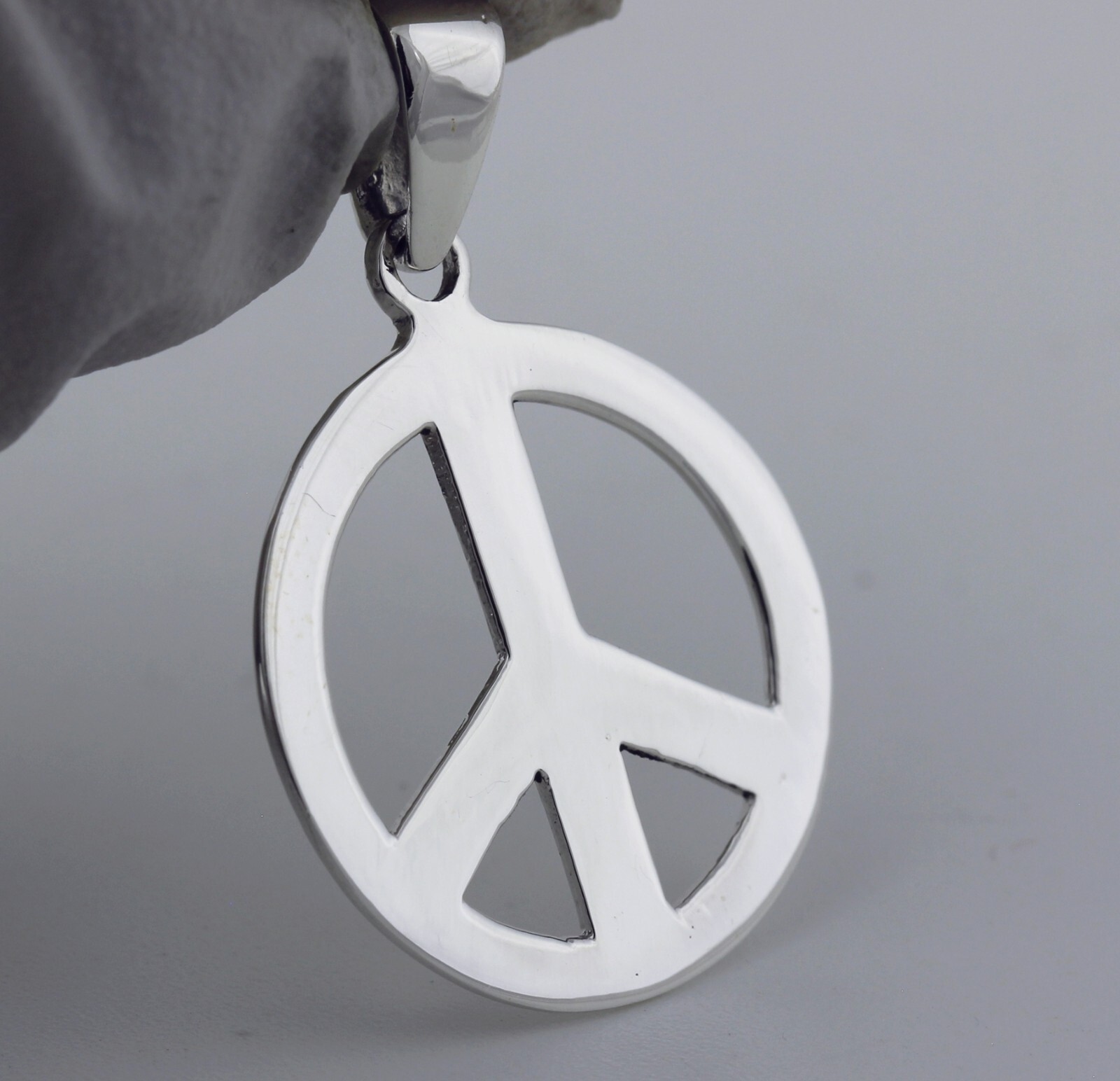 Women Girl Men Boy 925 Sterling Silver 19mm Round Peace Sign Pendant