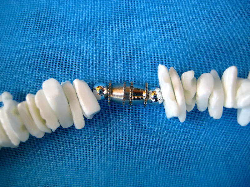 Wholesale Lot Hawaiian Jewelry White Puka Shell Necklace 16″ 18″ 20″ 22″ 24″