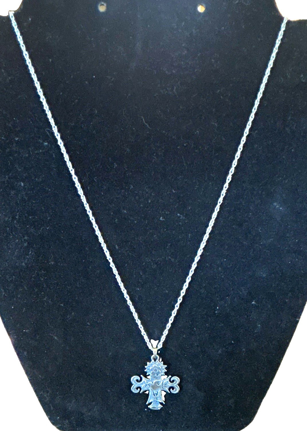 James Avery Sterling Silver 925 Cross and Chain