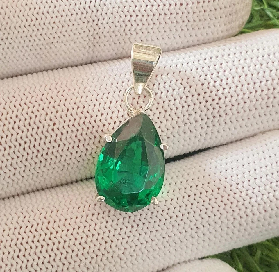 19.20Ct Natural Emerald 925 Silver Pear Cut Pendant Gorgeous Gemstone with chain