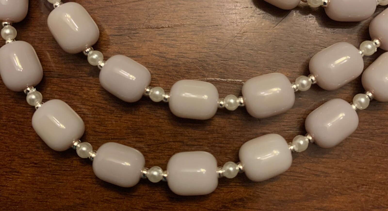 18″ Light Lavender Glass Barrel Beads with White Glass Pearls