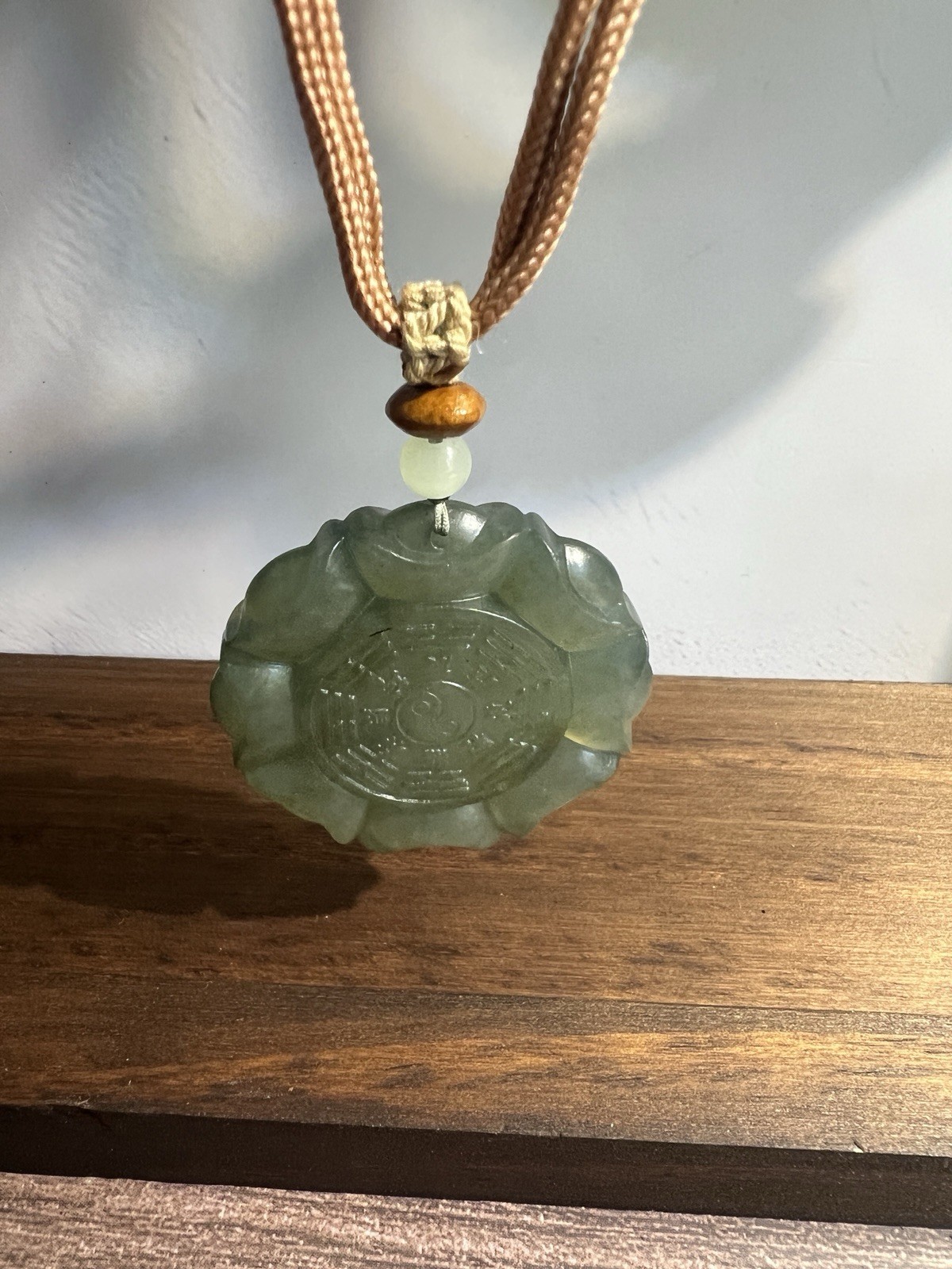 Natural sleeve jade bagua hand-woven necklace