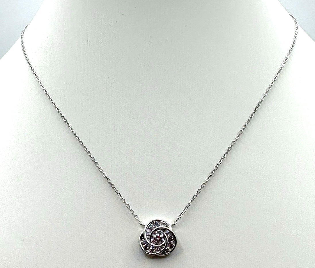 925 Sterling Love Knot CZ Stationary Pendant Necklace in Excellent Condition