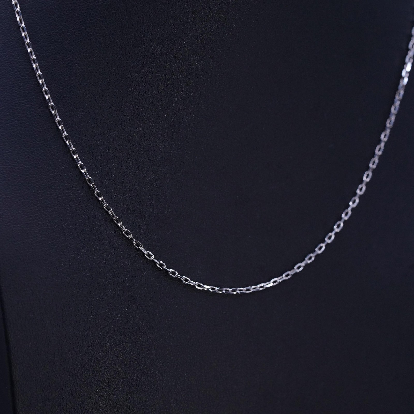 18”, vintage Designer Signed sterling silver 925 ribbed circle chain necklace