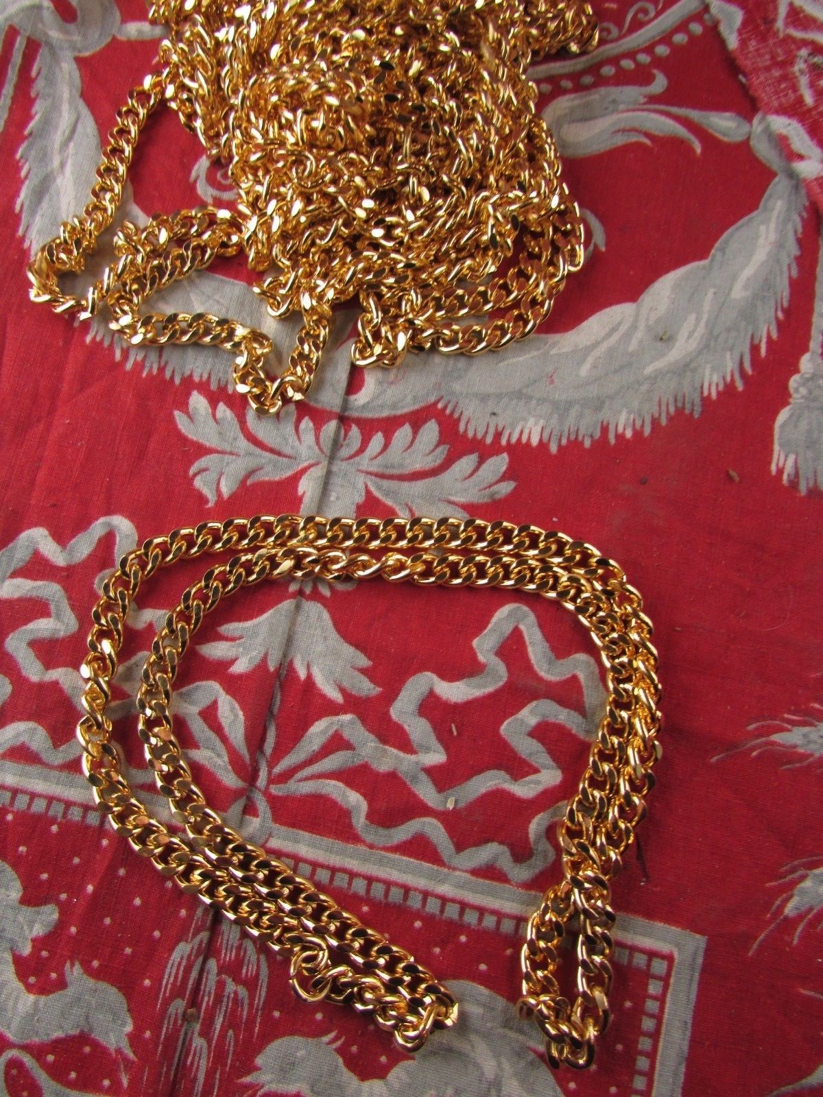 Gold Chain Necklace 60 cm Fancy Bracelet to Treat