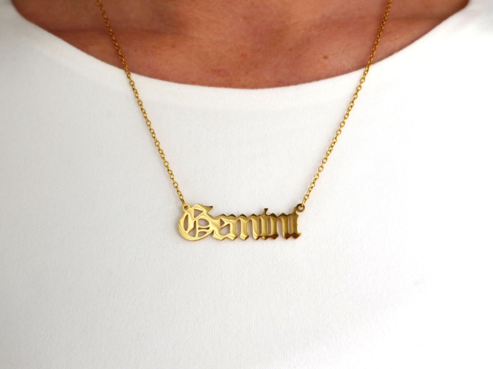 BEST SELLER HOROSCOPE TIKTOK JEWELLERY: Star Sign Retro 18K Gold Zodiac Necklace