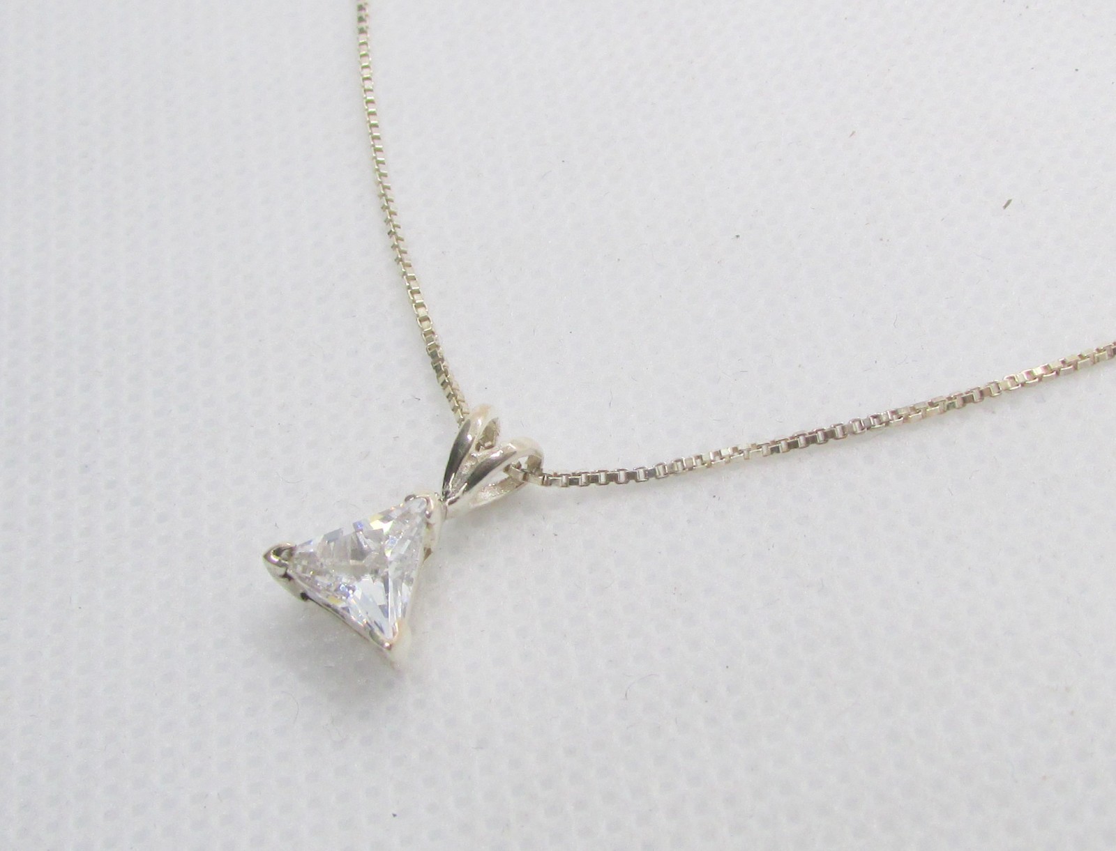 925 Sterling Silver Trillion Cubic Zirconia Solitaire 18.5″ Necklace 9x14mm~ 3g