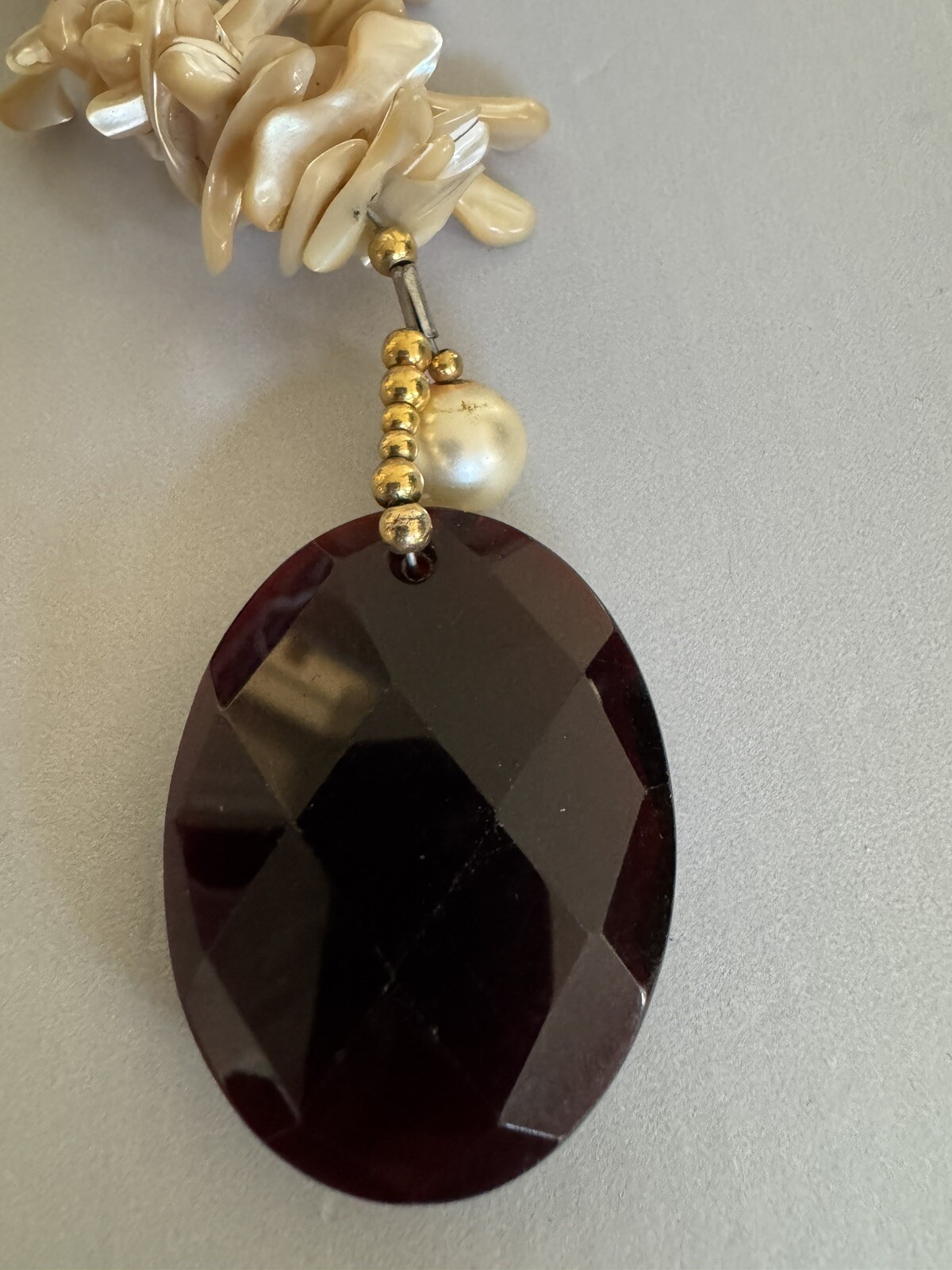 Beautiful Vintage Shell Necklace With Red Bezel Pendant