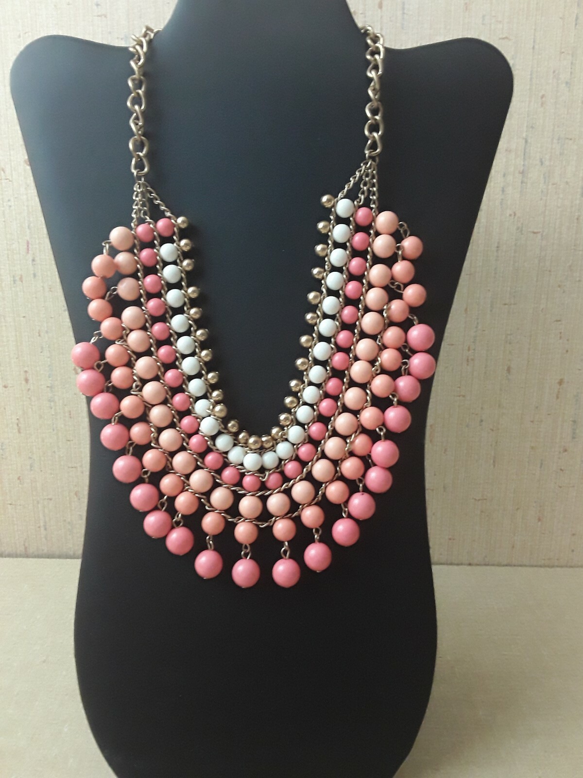 Gold Tone Pink And White Beaded Collar Necklace