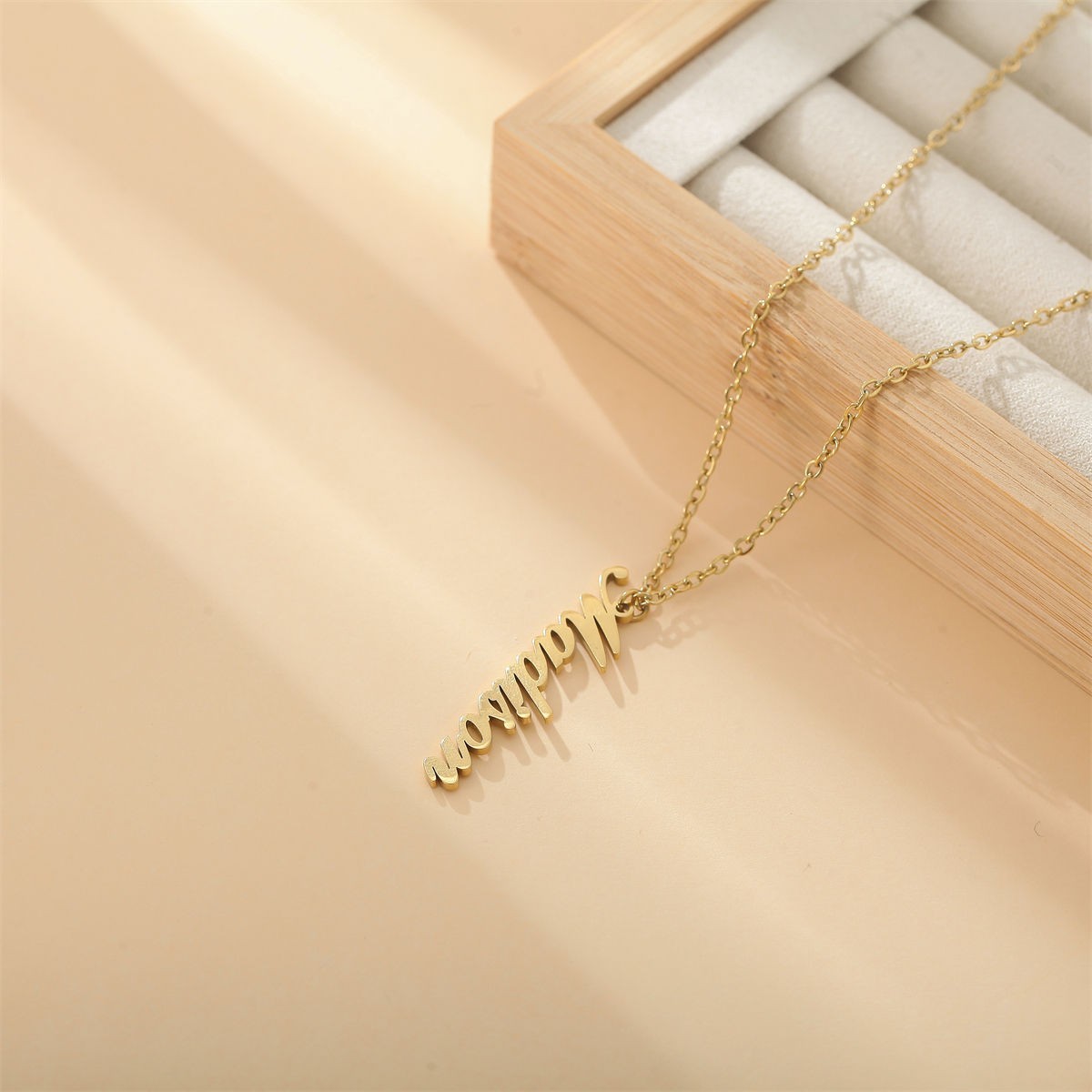 Personalized Vertical Name Pendant Necklace Custom Handmade Necklace for Women
