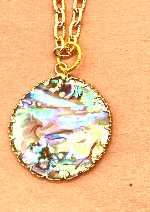 Necklace Gold Tone 28 mm Round Earth Tone Abalone on 24″ Gold Stamped Chain