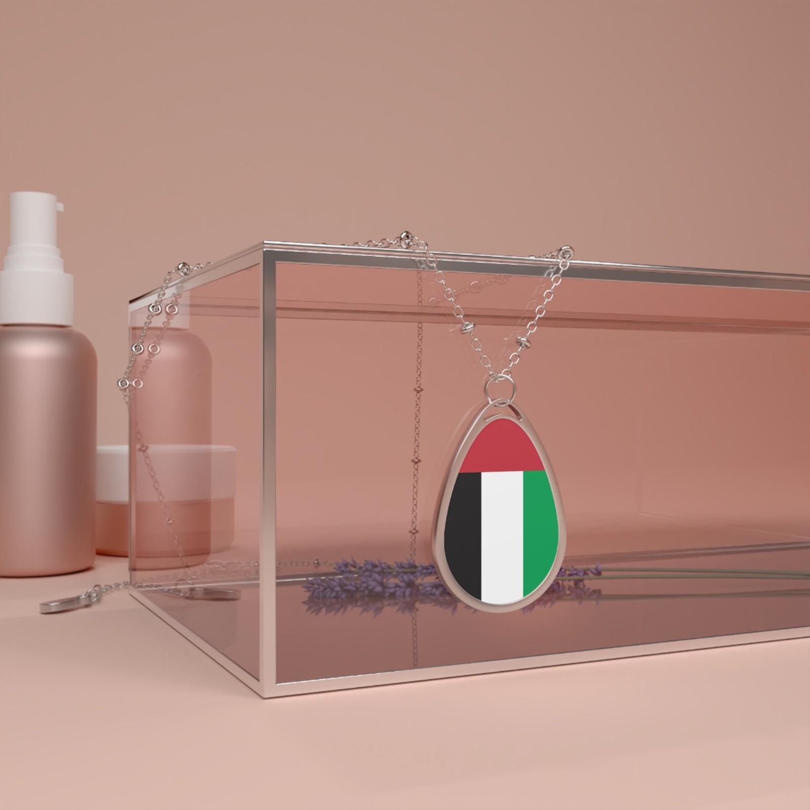 UAE Flag Oval Necklace – Emirati Heritage Pendant – One Size / Silver