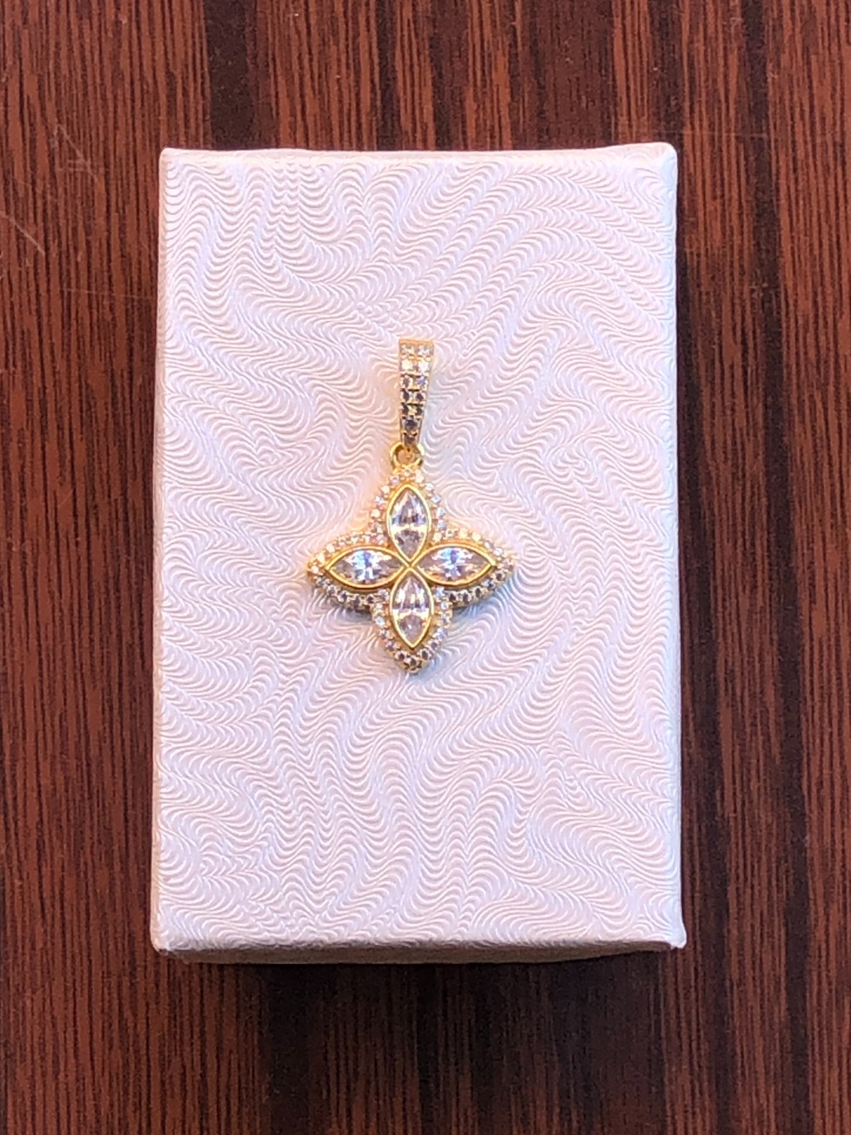 925 Sterling Silver CZ Gold Four Leaf Clover Flower Pendant Women 17mm0.67″/28mm