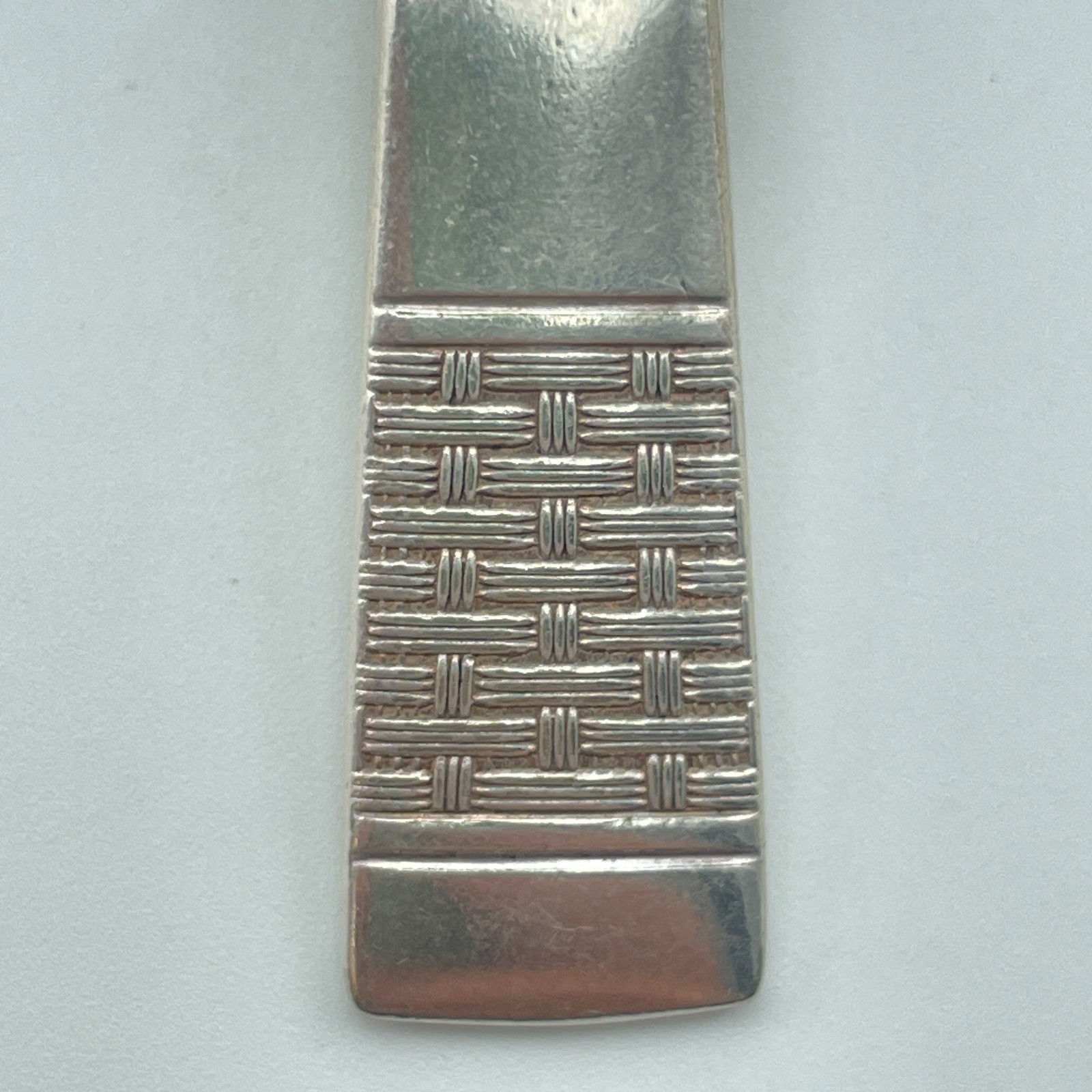 Silver Plated Basket Weave Pendant Bail Slide Enhancer No Chain 1.5in Fashion