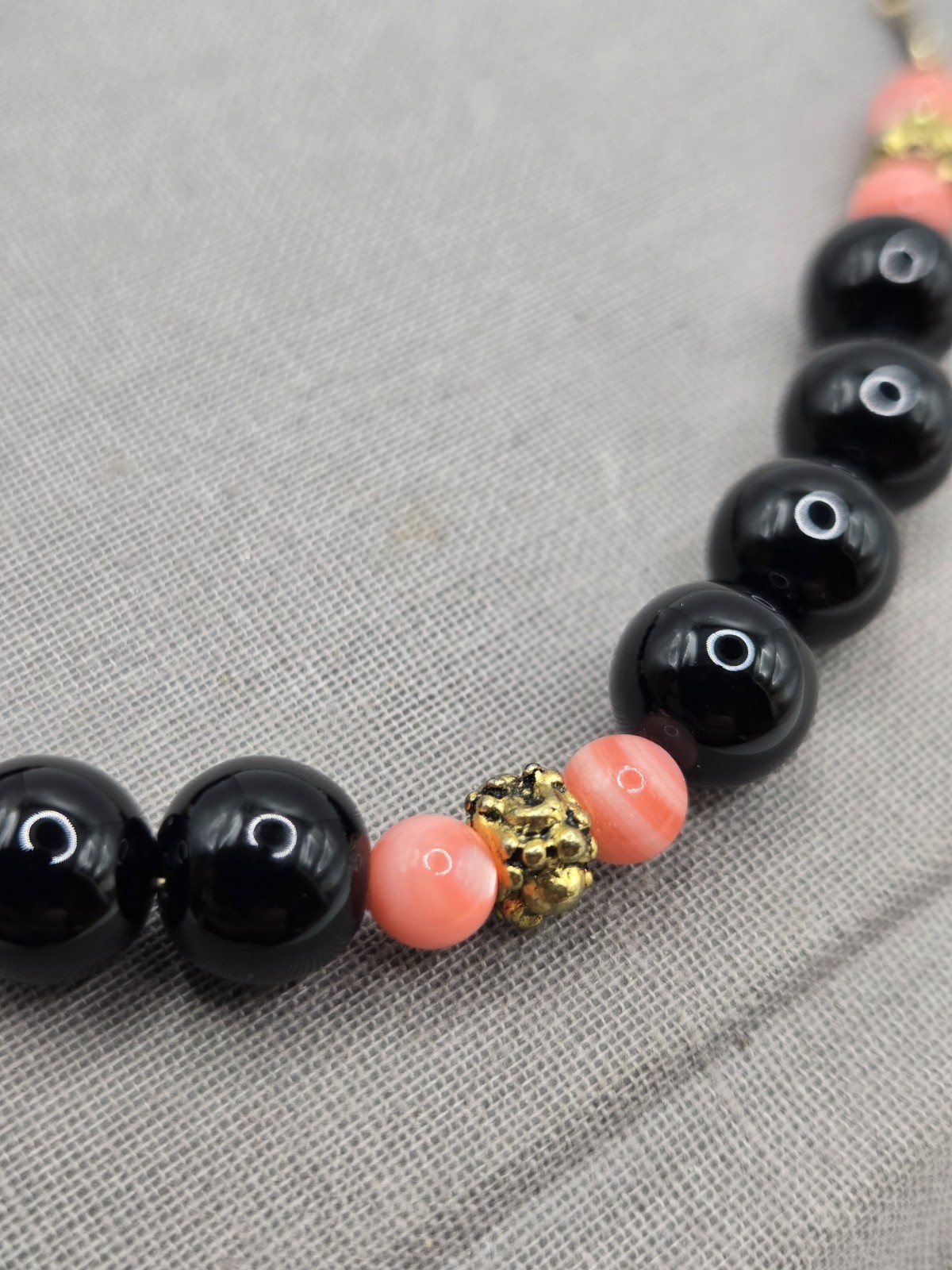 Black Onyx Rhodochrosite Pearls Beaded Choker Necklace 15″ Pink Beads Gold Chain