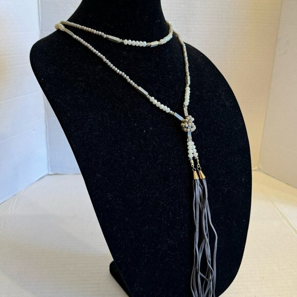 Beautiful Lariat Necklace Multi Wear Faceted Beads with Leather Tassel