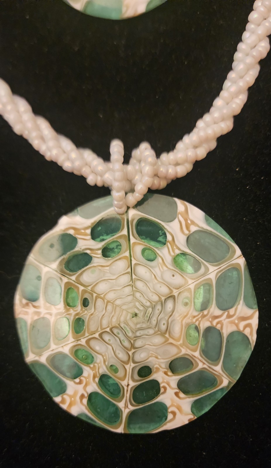 Mosaic Shell Pendant Necklace Plus Matching Stretch Bracelet 18″ 2-3/8″ Disk