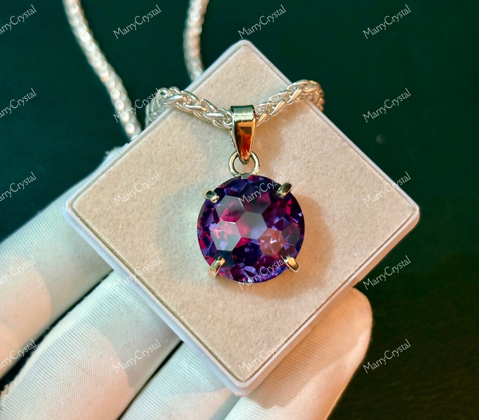 32 Ct Alexandrite GS Silver Pendant Necklace | Color Change Crystal