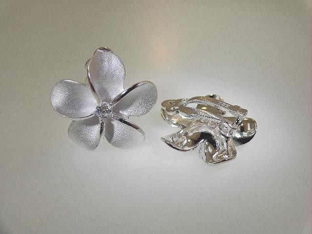 19mm Solid 925 Silver Hawaiian Matted Plumeria Flower White CZ Clip-on Earrings