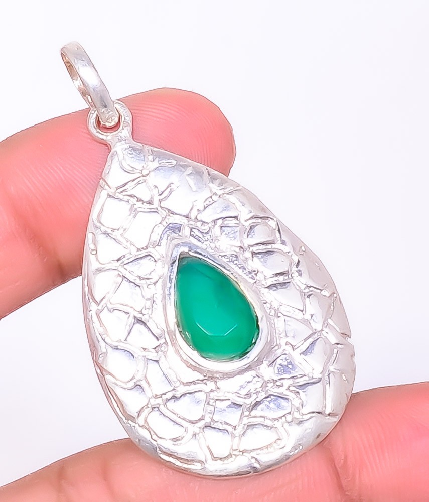 Sakota Mines Emerald (Lab-Created) 925 Silver Plated Pendant Jewelry 2″ T2937