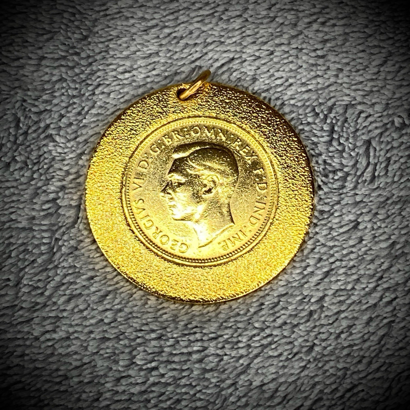 British Half Penny Coin – 1943 – George VI – Gold-Plated Pendant