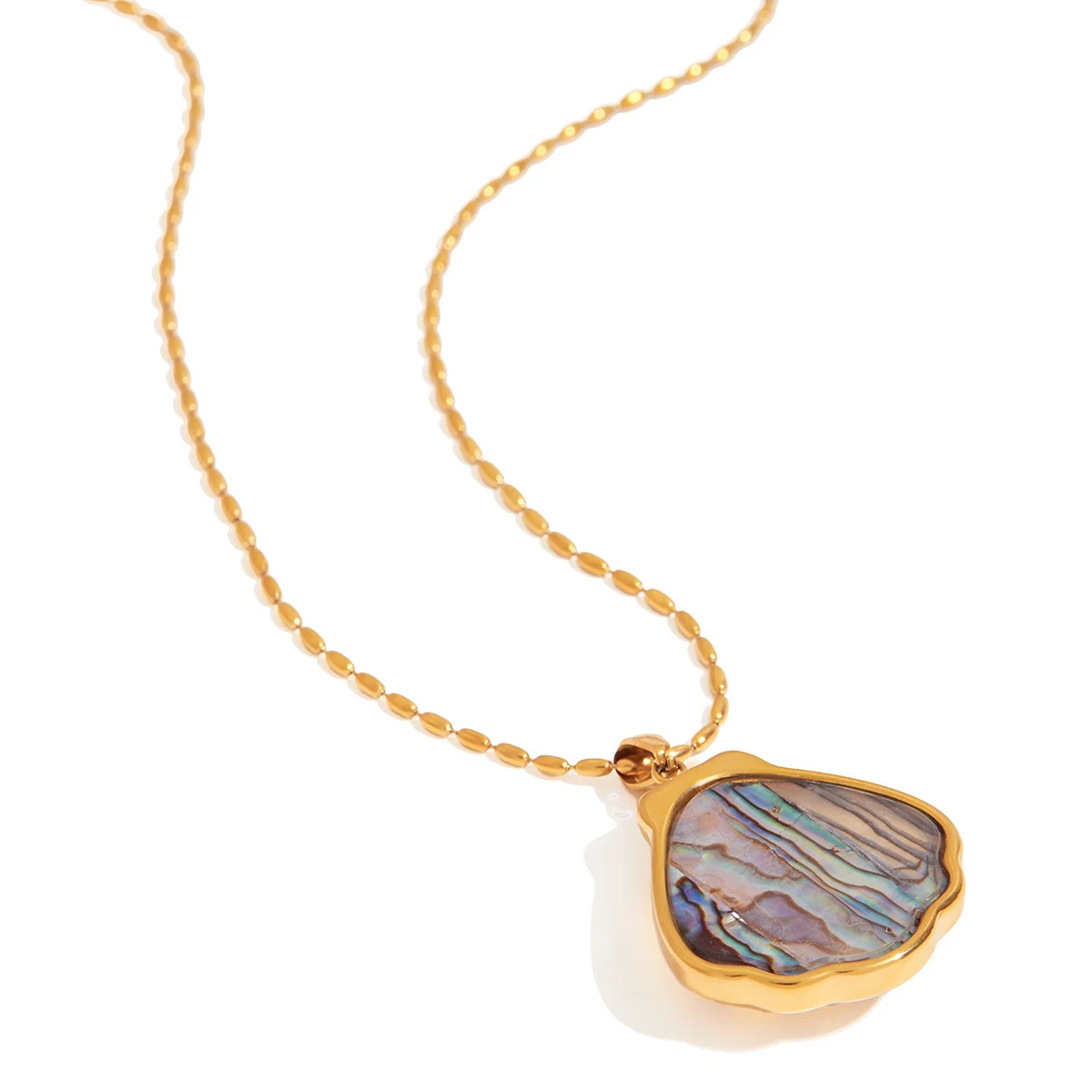 Color Shell Pendant Necklace Stainless Steel Ocean Beach Jewelry Women Necklace