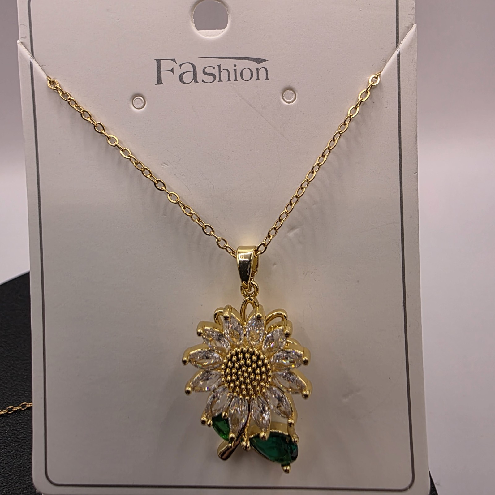 Stainless Steel Copper Plated 16″Necklace w/26mm In Motion Cz Daisy Pendant