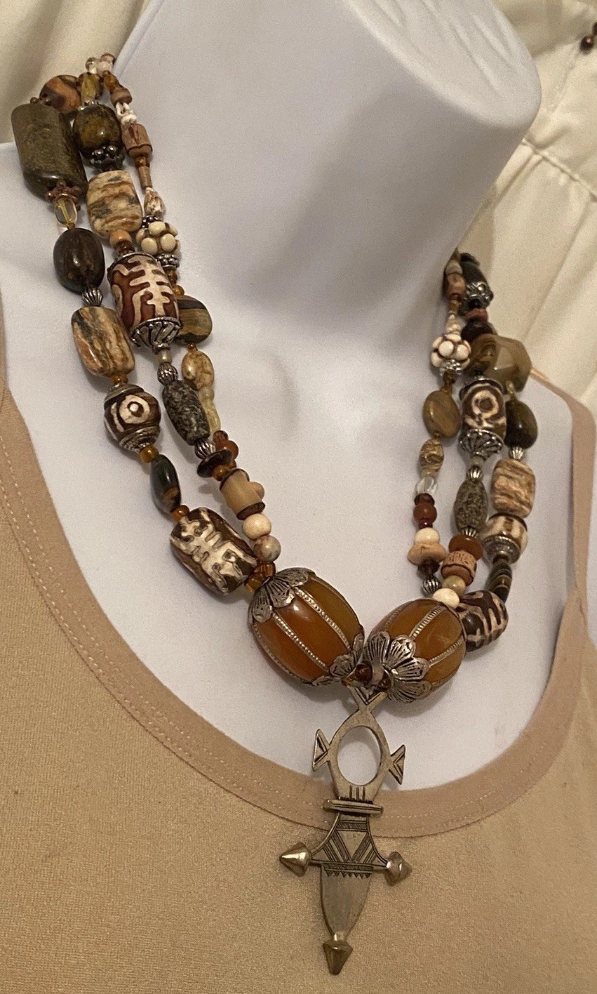 Global Trade Bead Necklace Amber Gemstone DZI Shell Glass Tuareg Cross Pendant