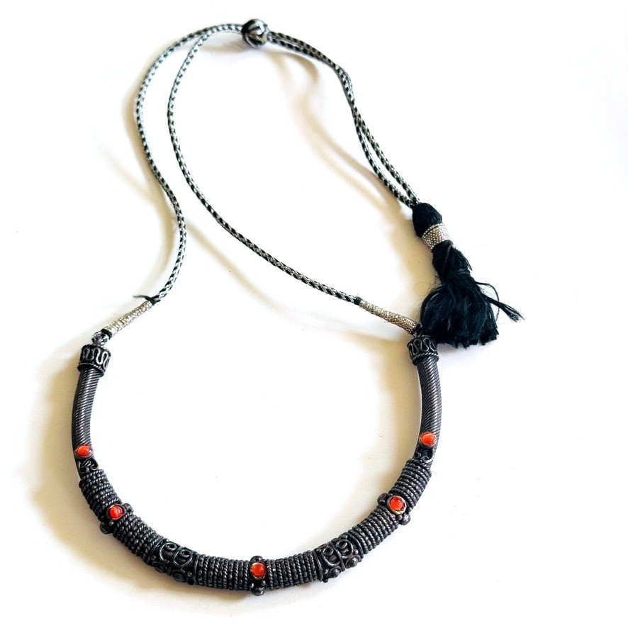 VTG Tribal Oxidized Necklace Glass Cabochon BOHO Tibetan Ethnic Nepal BOHO 26″