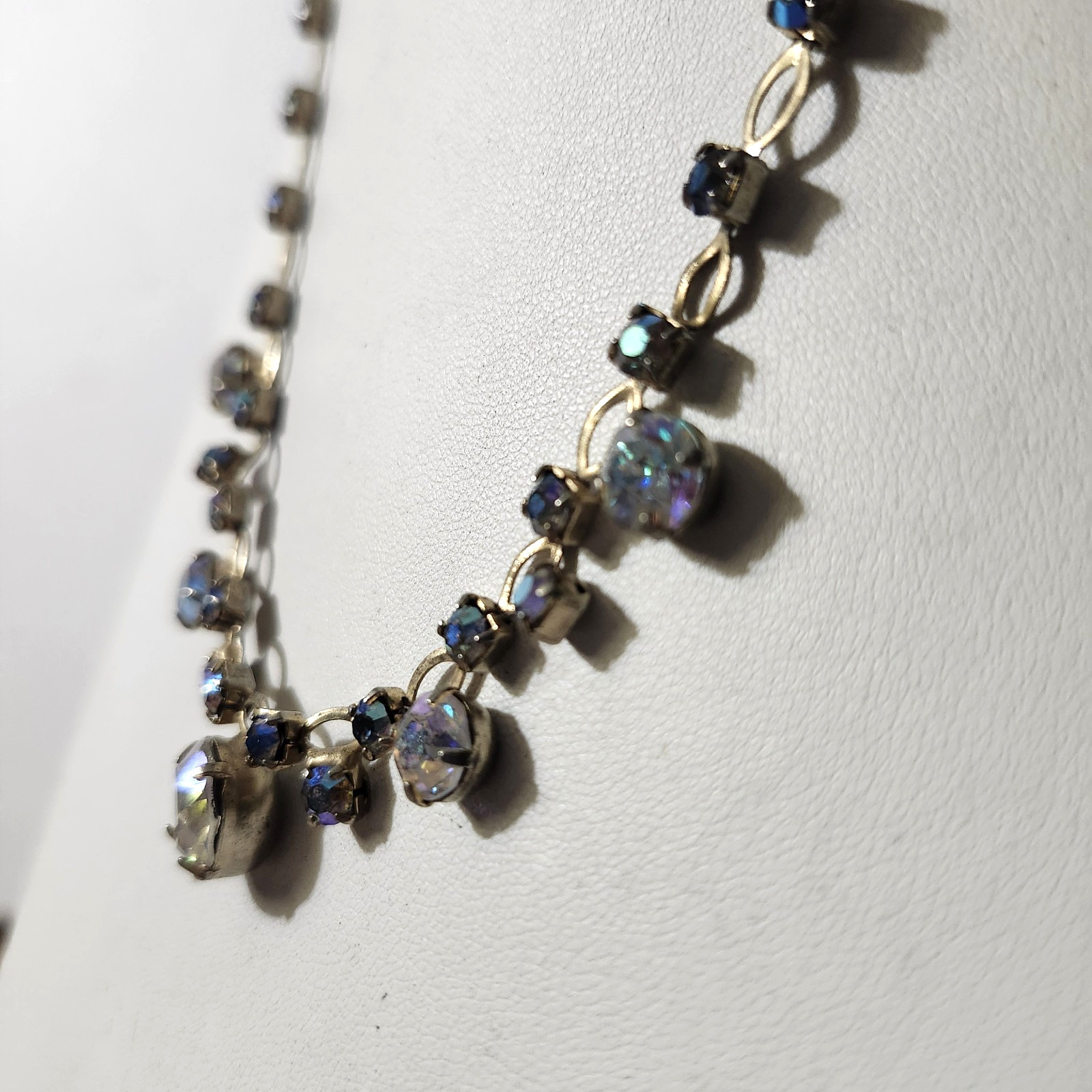 Vintage Necklace Iridescent Choker Small 14 inch