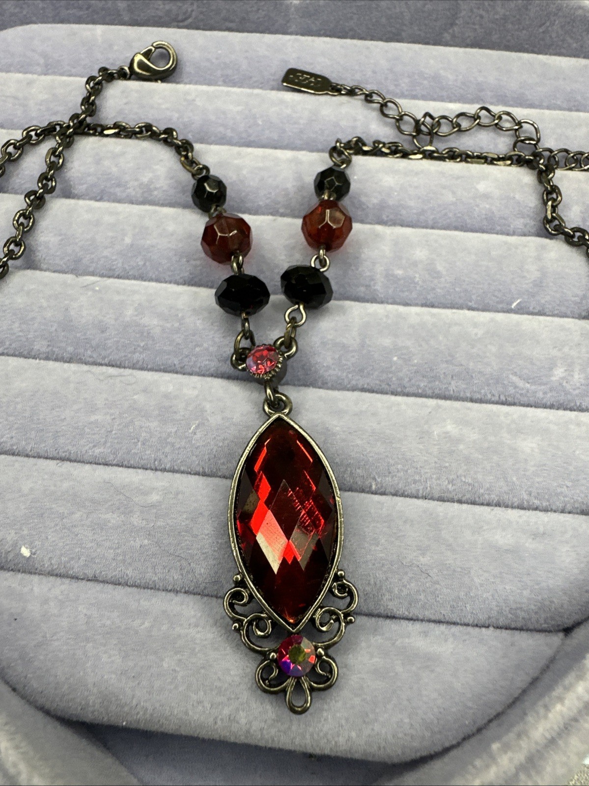 1928 Brand Beauty Red And Gunmetal Necklace Branded 16+3in Extension 103