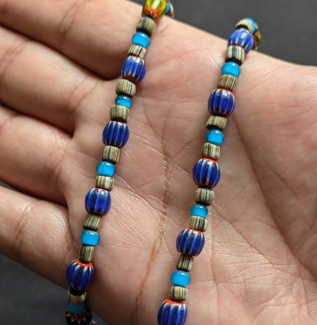 MixGlass Chevron & whiteHeart with EyesGlass Beaded Necklace