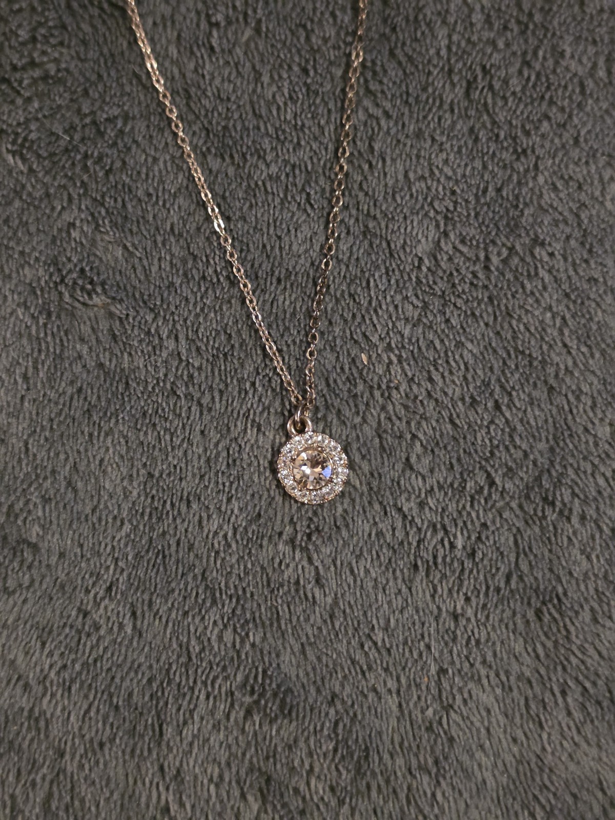 Silver Tone Round Crystal Halo Charm Pendant Necklace Cable Chain Adjustable