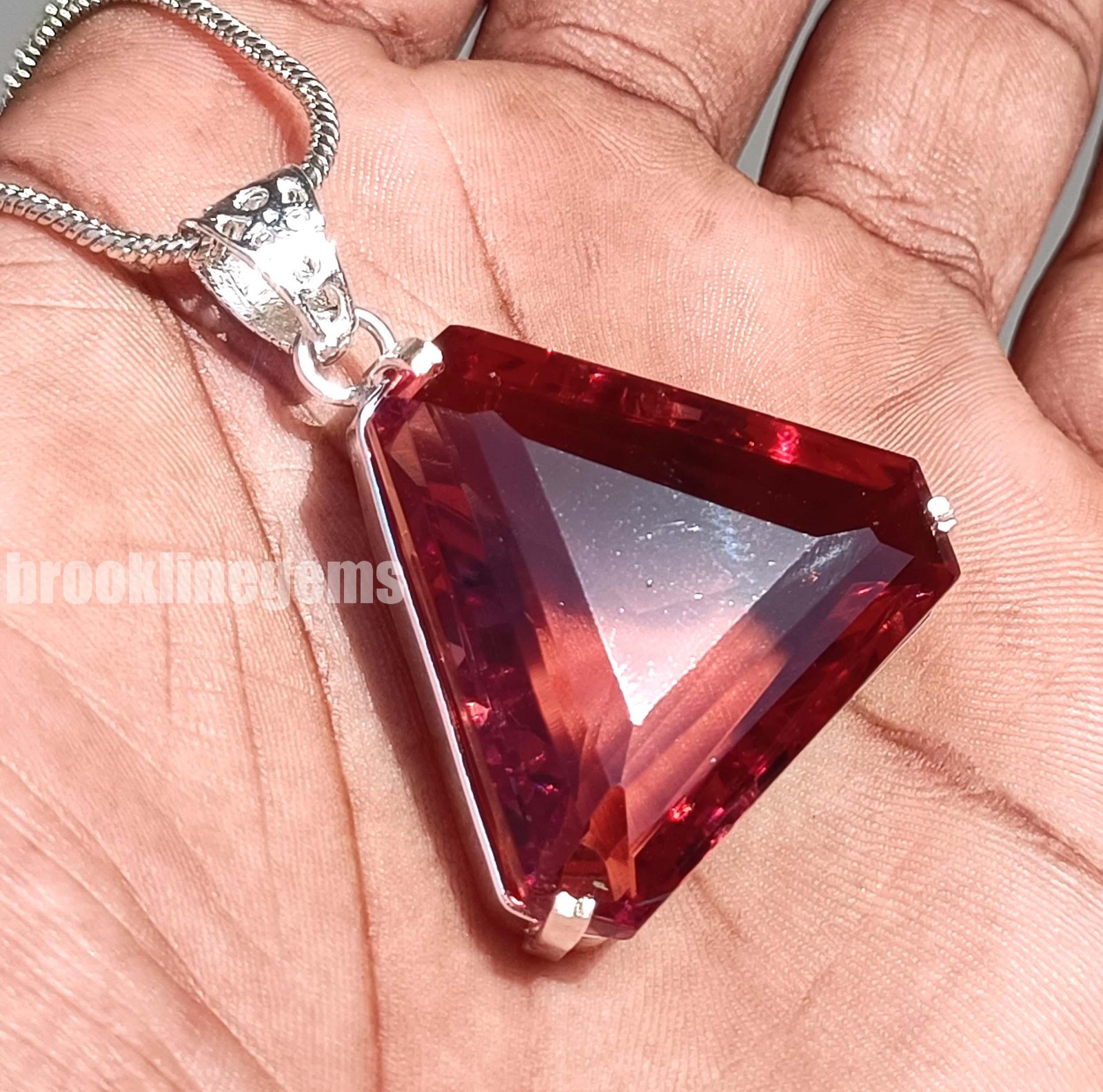 Stunning 45 Ct Color-Change Alexandrite Pendant Fancy Gem 925 Silver Chain 5ASN
