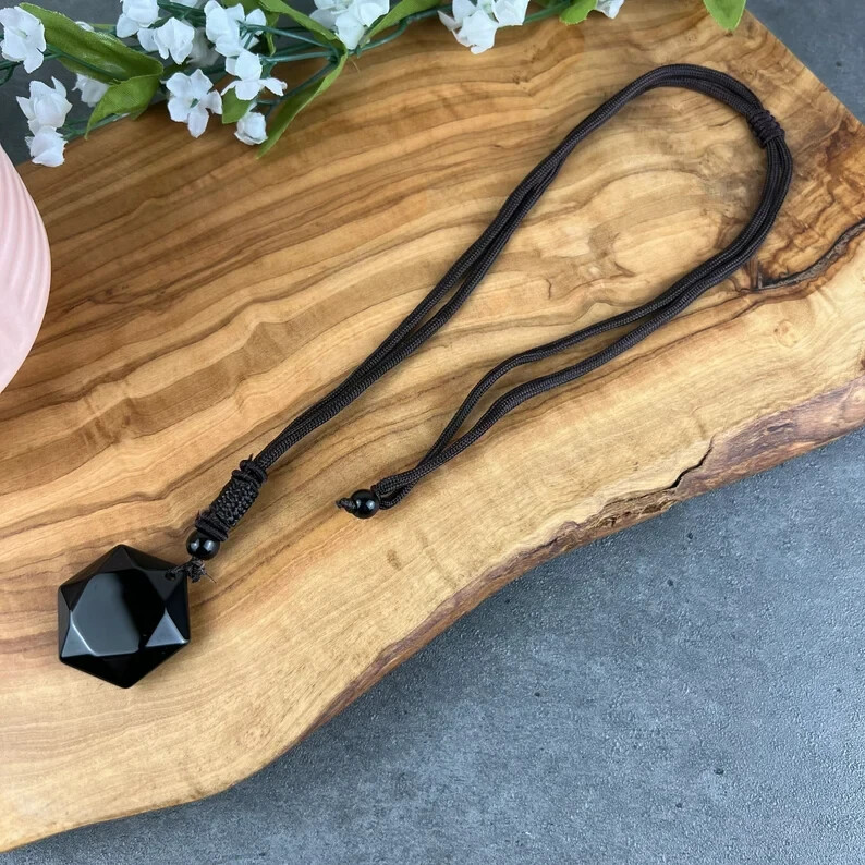 Natural Black Obsidian Stone Pendant Healing Fashion Amulet Unisex Necklace Gift