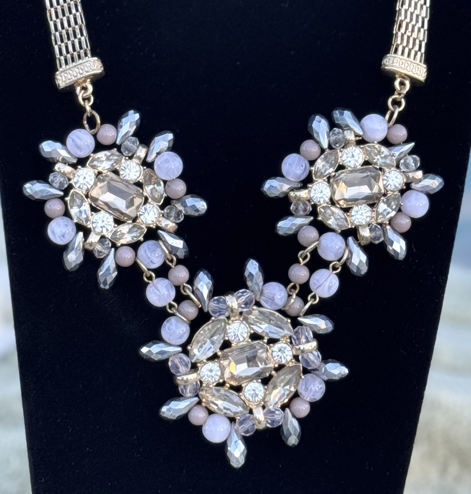 Stunning Bib Statement Crystal Rhinestone Necklace gold tone mesh chain 17-20 in