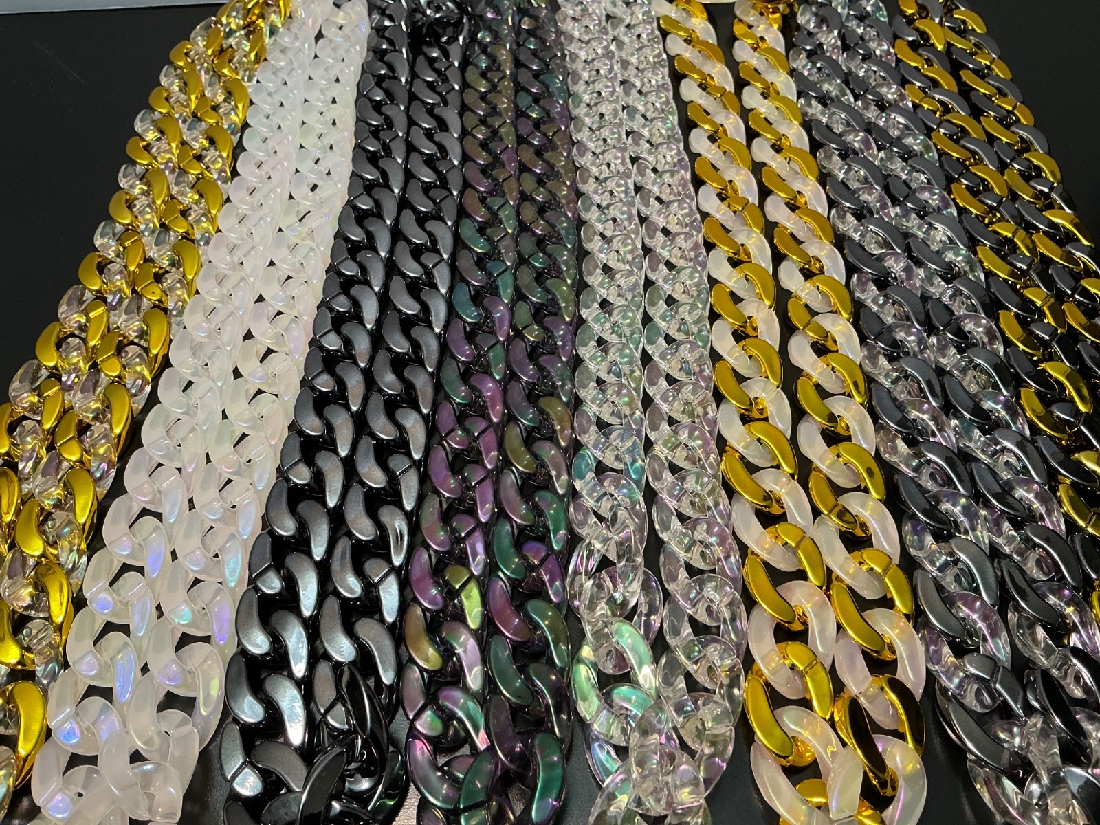 Hip Hop Cuban Chain Link Necklace Iridescent Jewelry 30” Large Acrylic Plastic
