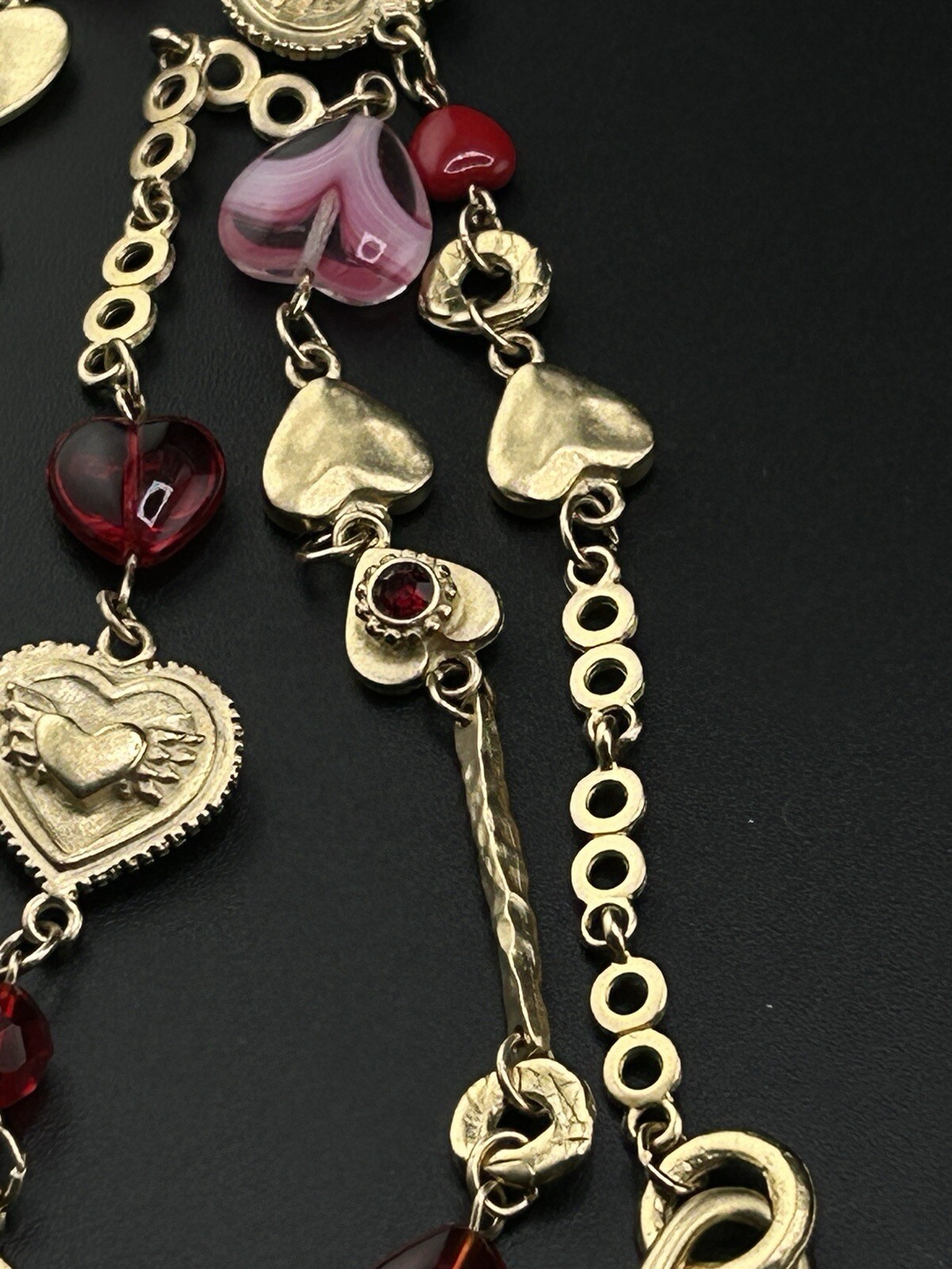 New Hearts Red and Pink Gold Toned Necklace