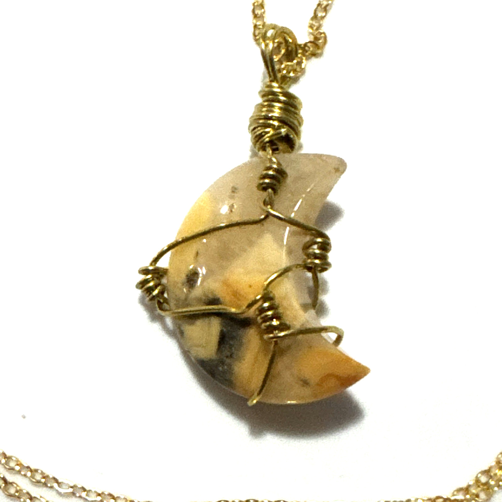 Agate Moon Pendant Necklace Jewelry Gold Tone 24″ Chain Genuine Stone Handmade