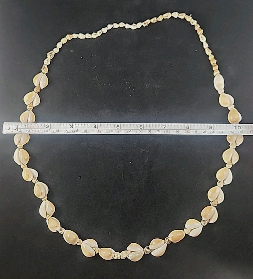 Seashell Long Necklace, Womens Ocean Necklace, Excellent condition