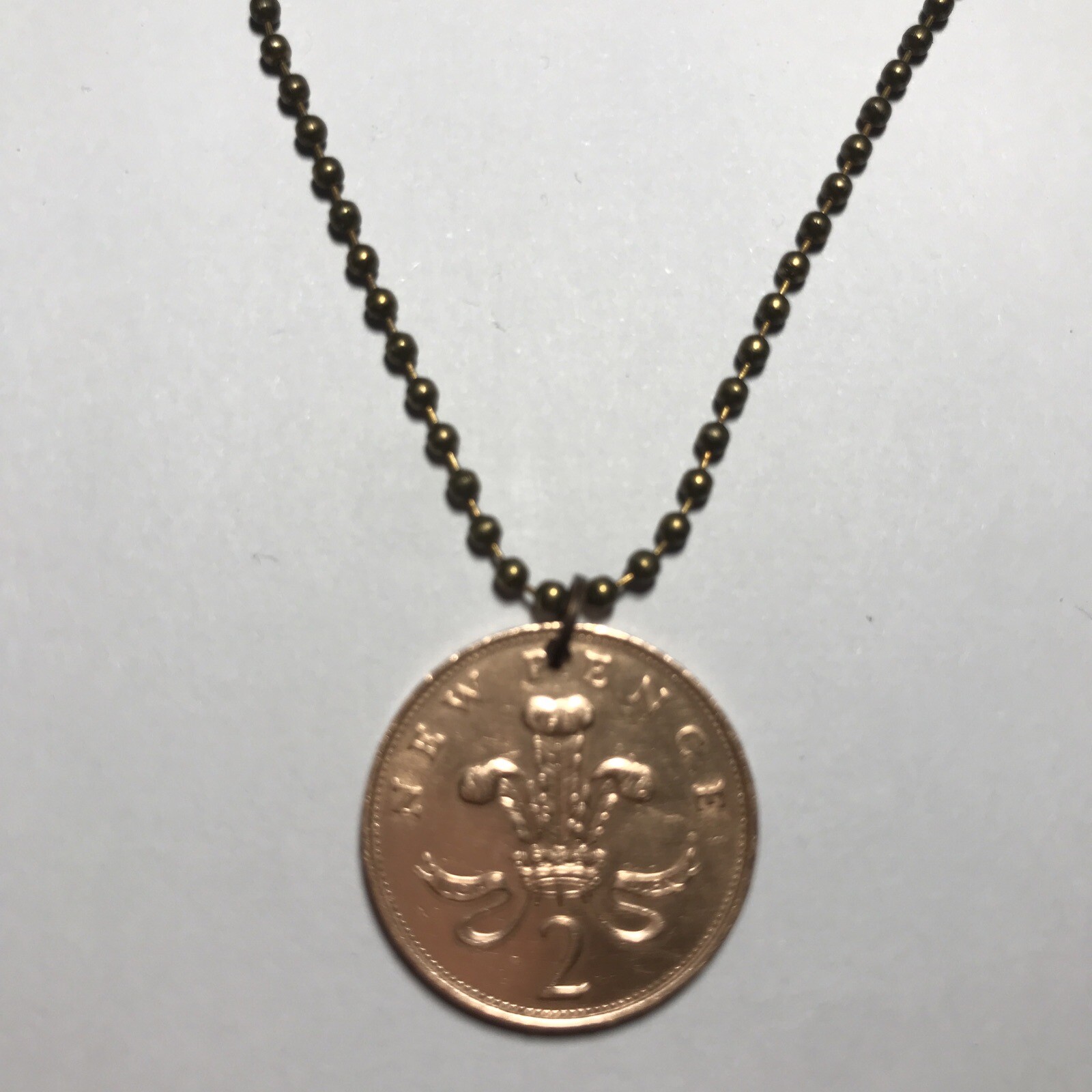 UK 2 Pence Coin Pendant Prince of Wales Plume Welsh Ostrich. Queen Elizabeth