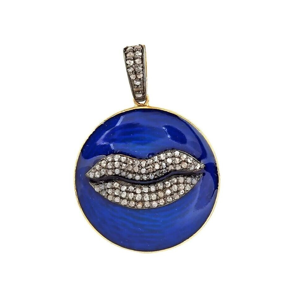 Circle Shape Design With Round Cut White Cubic Zirconia For Unisex Gift