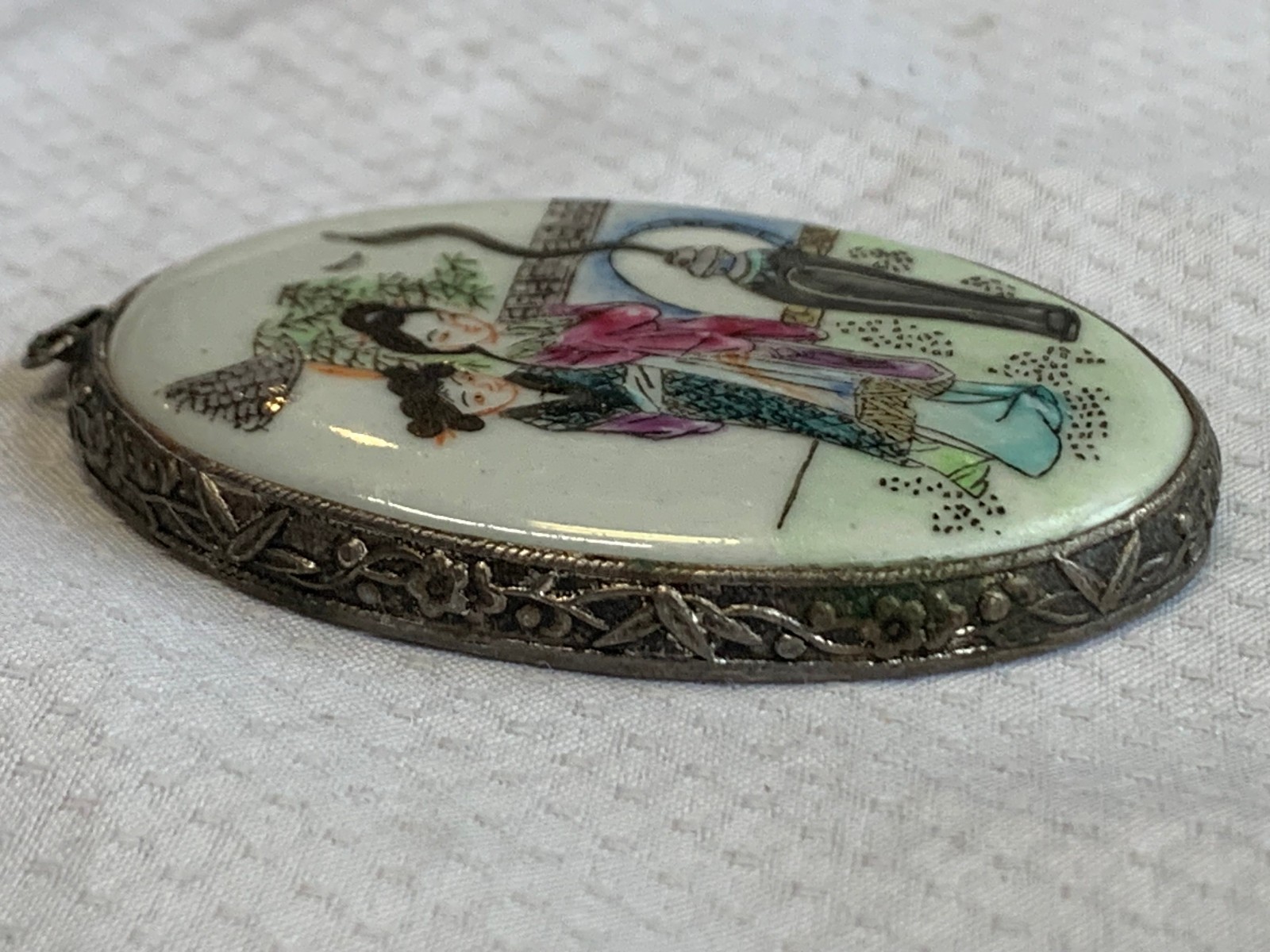 Hand Painted Asian Ladies Pendant Fashion Jewelry Porcelain Beijing China