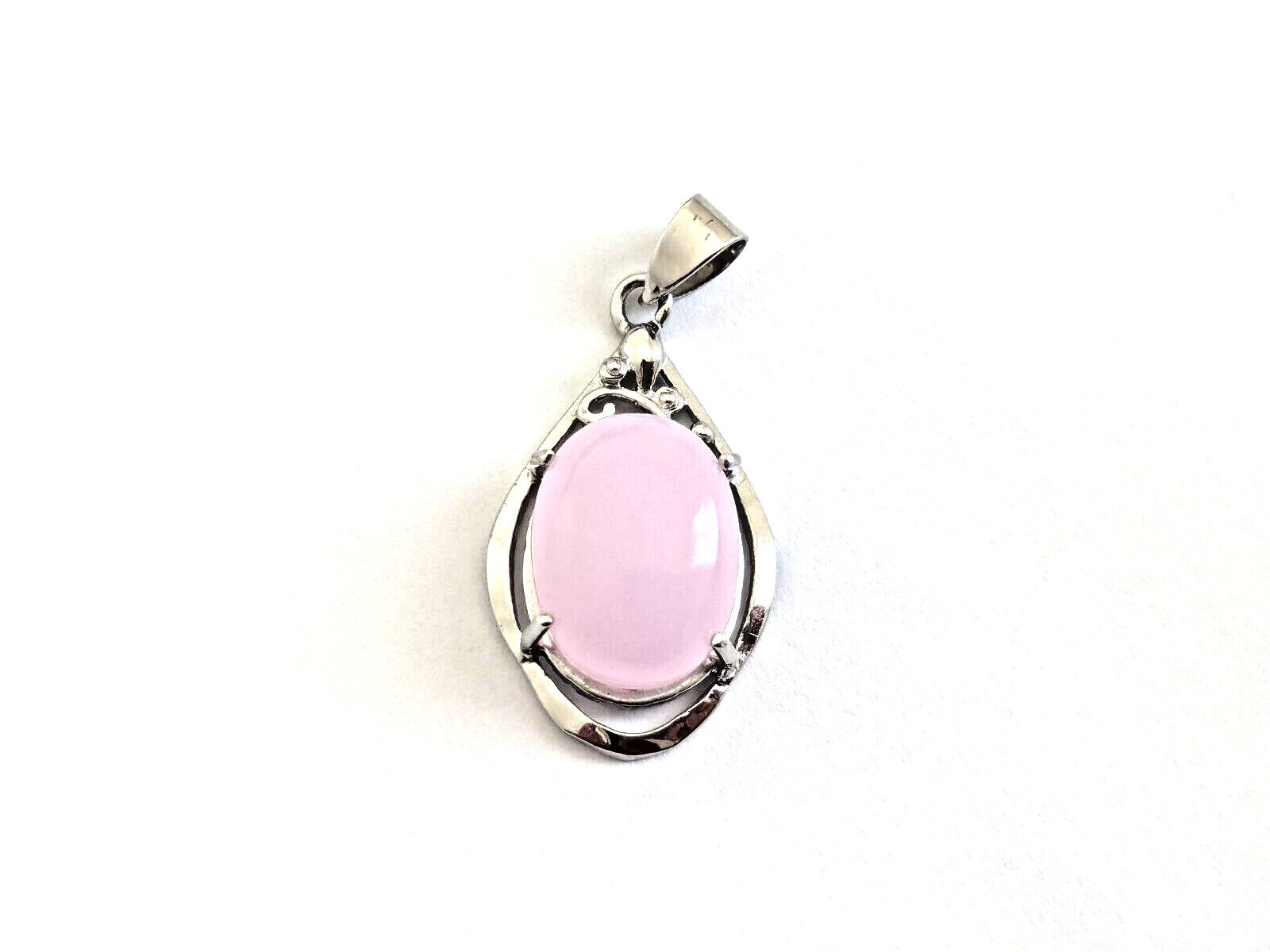 CuteNatural 16×12 Pink Chalcedony Oval Pendant,in White Gold Plating Setting New