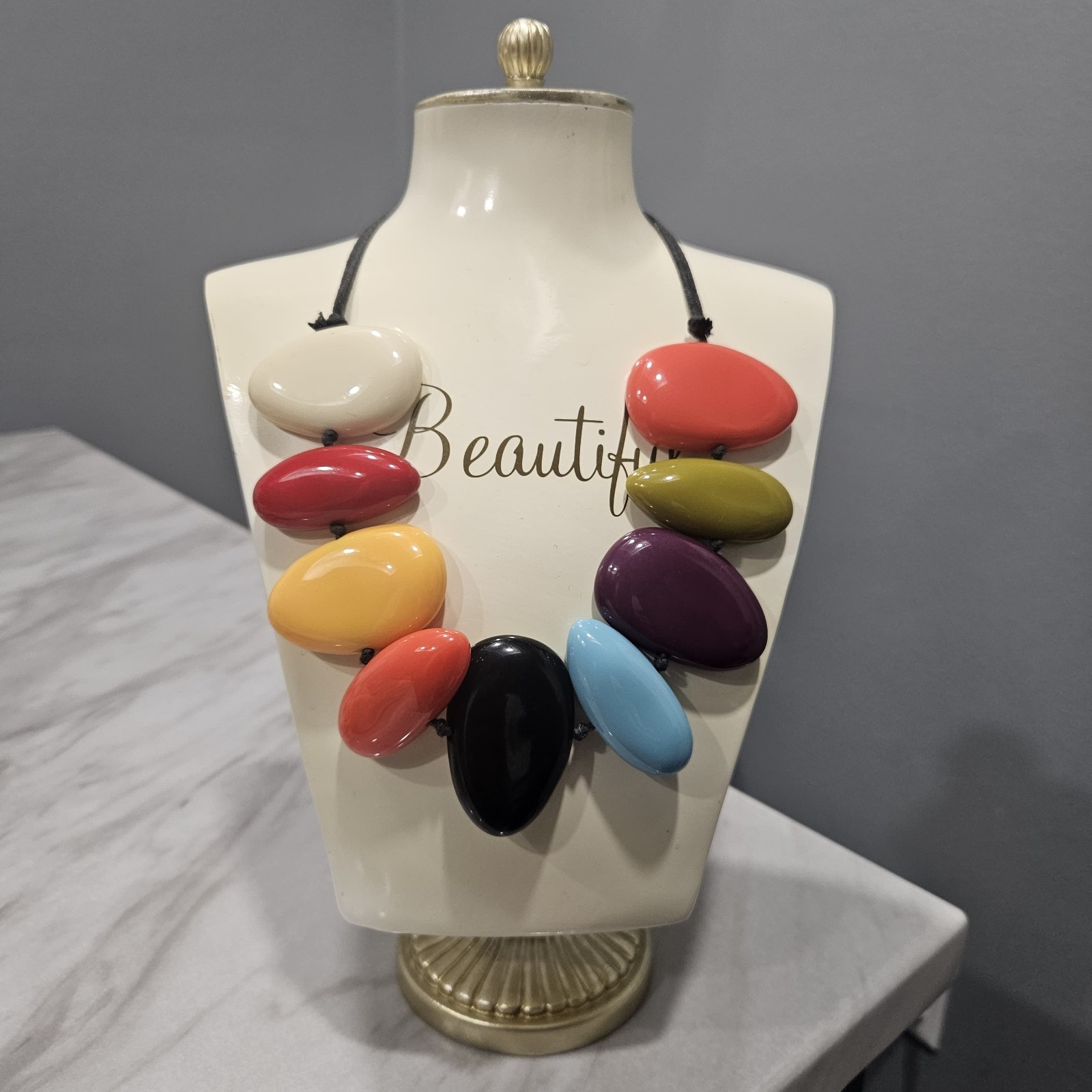 Chunky JACKIE BRAZIL Colorful Bakelite Flat River Rock Statement Necklace 18″