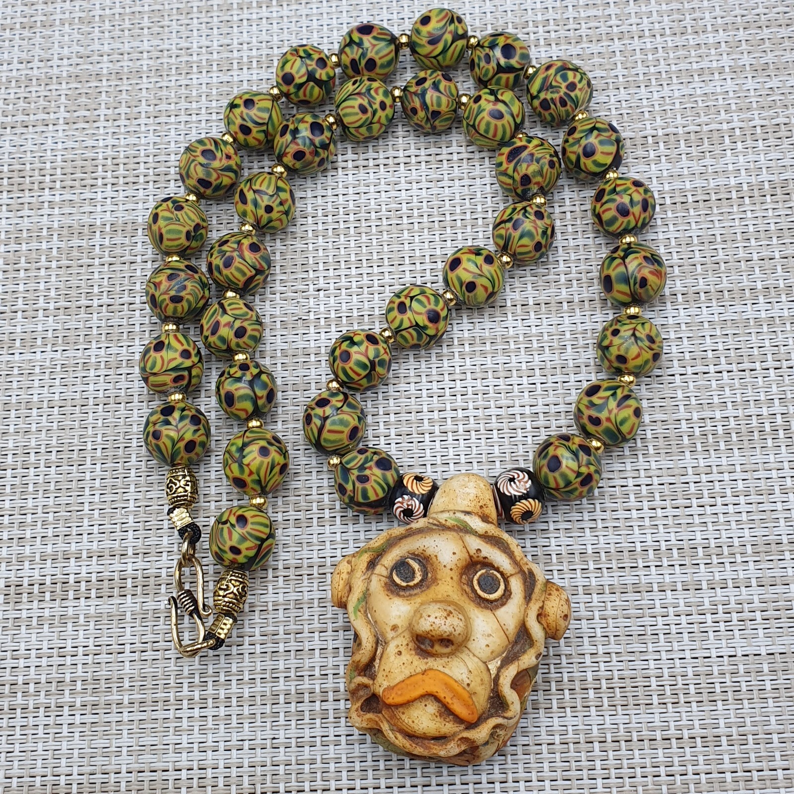 Stunning Vintage Venetan Style Eyes Glass With Old Monkey Face Glass Pendant