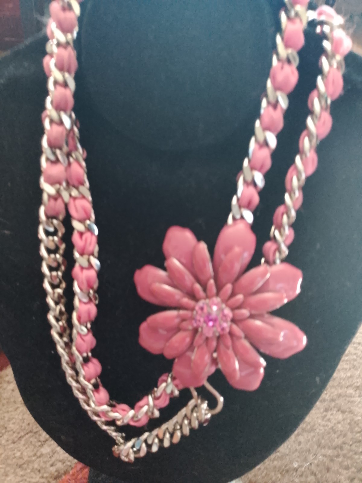 Silver Tone Chain Statement Necklace Flower Charm Round Pink Crystal Adjustable