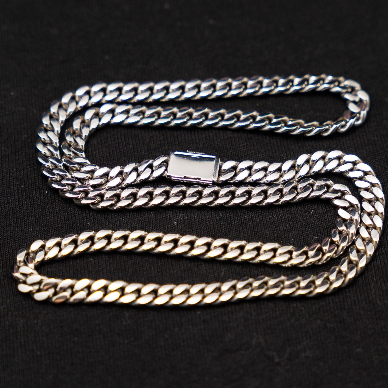 GLD Signature Cuban Chain White Gold 6mm 22” 14K White Gold Plated w Box